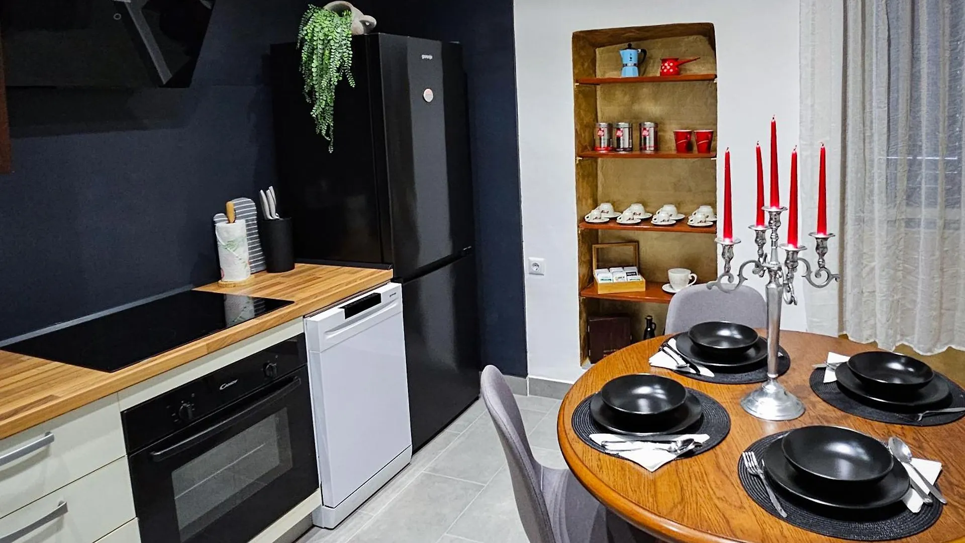 Apartment Santina Pula 0*,